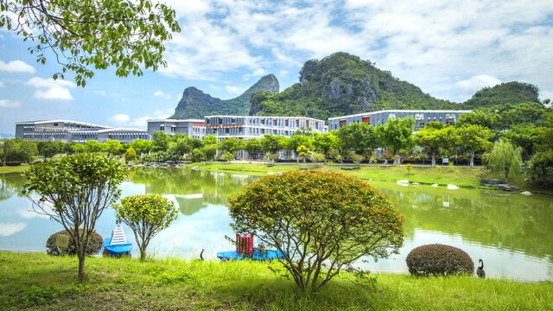 电子加工定制：揭秘报价明细背后的关键因素**