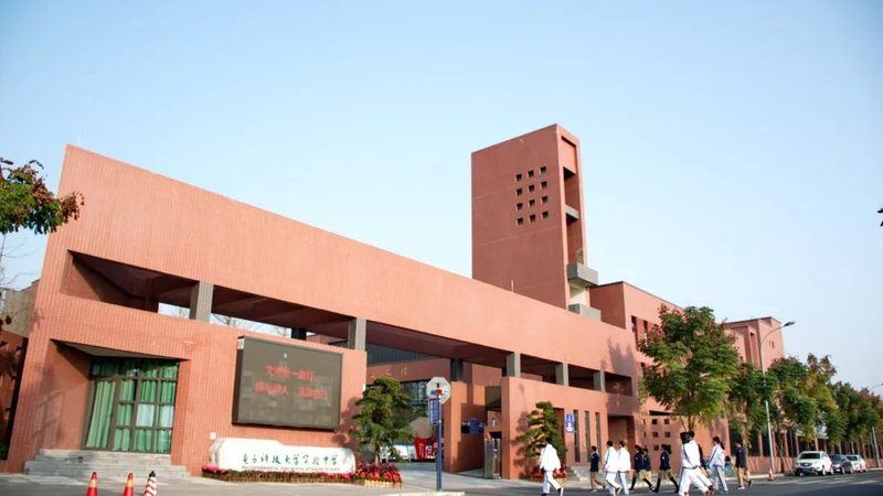 上海电子设计服务外包：揭秘电子设计背后的专业力量